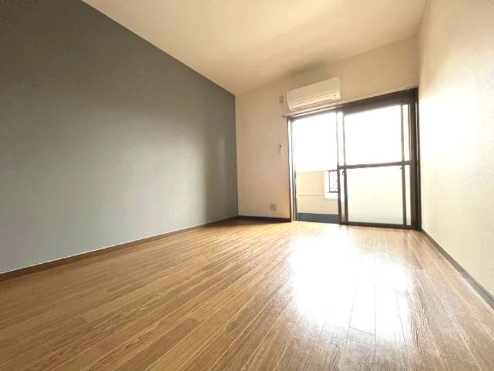 レーベン木広の居間