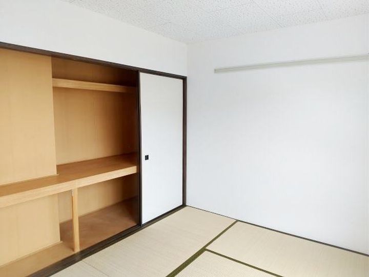 ダイナスティの内装