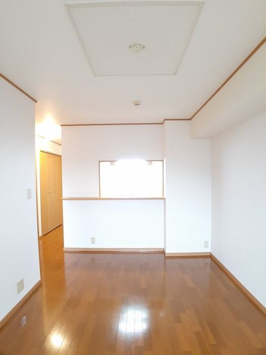 オオタニ織平Aの居間