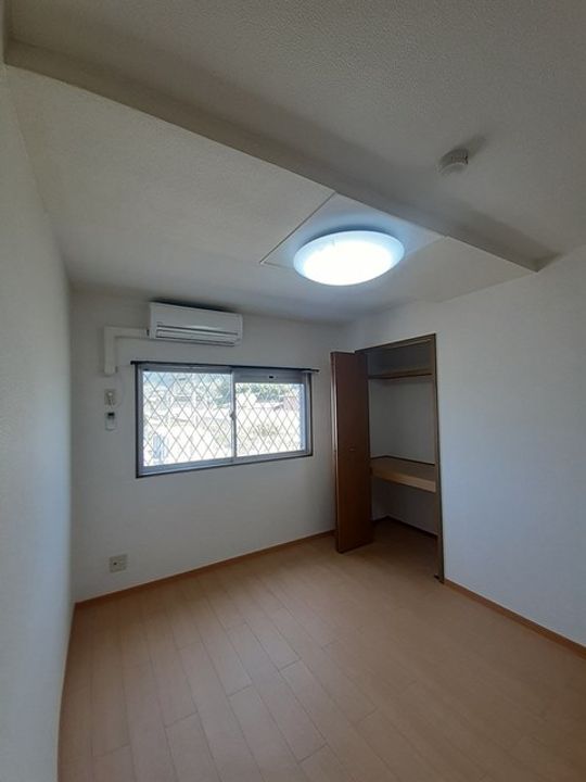 和歌山県和歌山市毛見(マンション)の賃貸物件の寝室