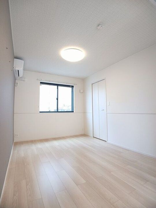 和歌山県岩出市中迫(アパート)の賃貸物件の寝室