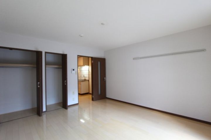 和歌山県和歌山市今福4丁目(アパート)の賃貸物件の居間