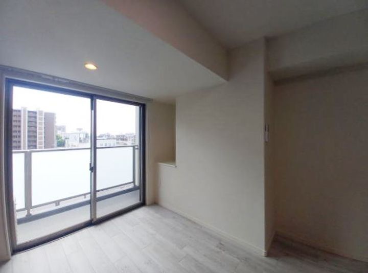 ワシンレジデンスの居間