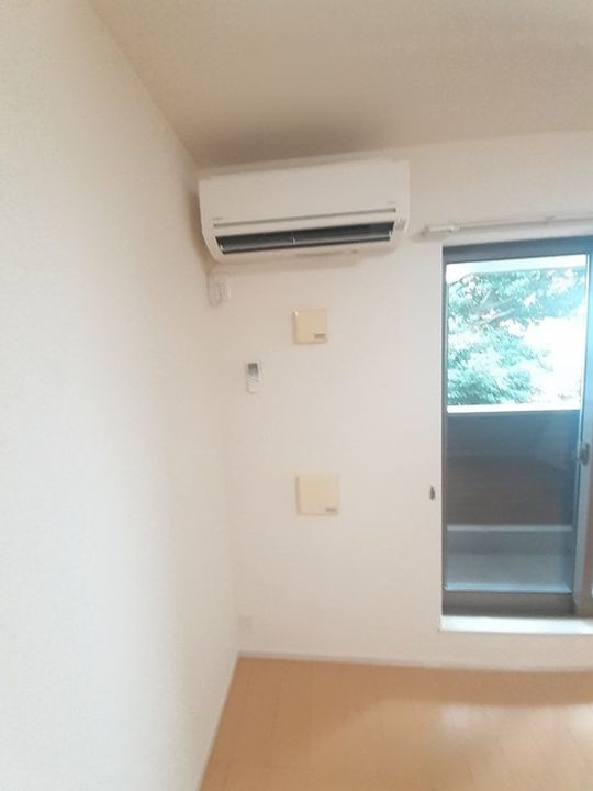シャン・ロジュマンのその他画像
