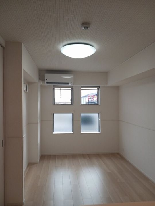 和歌山県和歌山市紀三井寺(アパート)の賃貸物件の居間