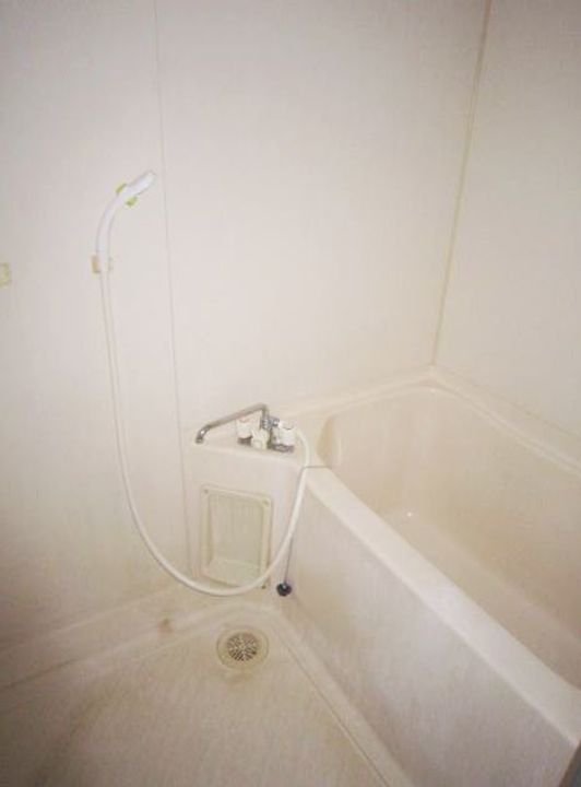 新出一マンションの風呂