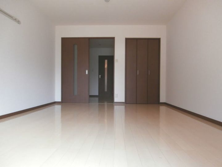 和歌山県和歌山市今福4丁目(アパート)の賃貸物件の寝室