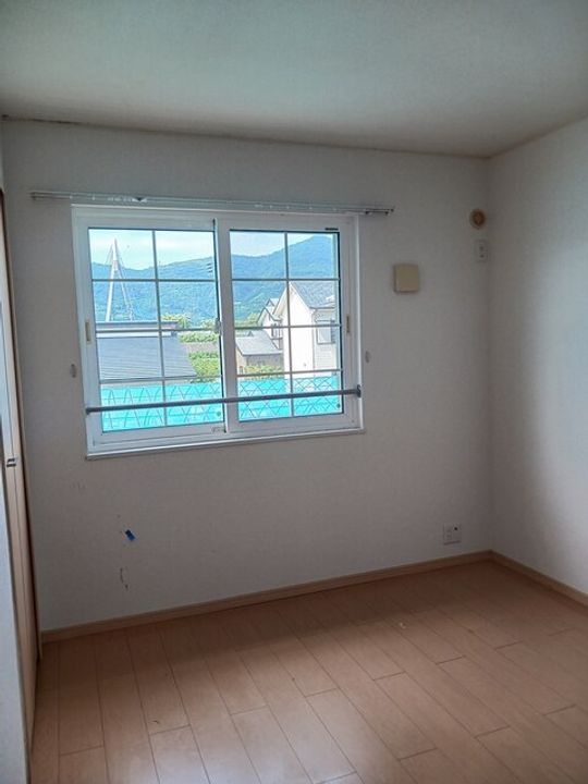 和歌山県有田市辻堂(アパート)の賃貸物件の寝室