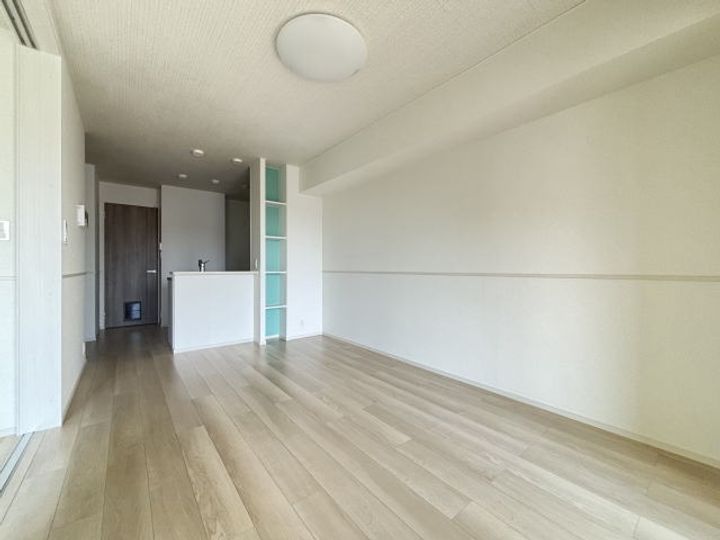 和歌山県岩出市山(アパート)の賃貸物件の居間