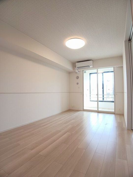 和歌山県岩出市山(アパート)の賃貸物件の居間