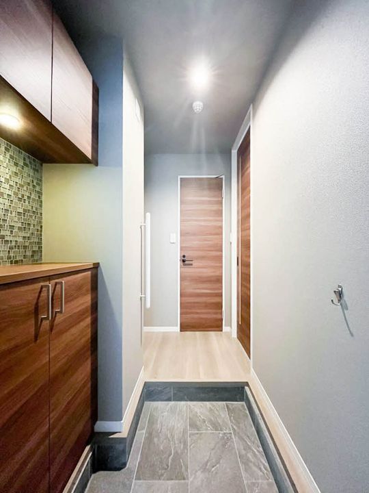 和歌山県和歌山市太田4丁目(マンション)の賃貸物件の玄関