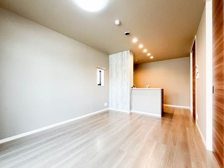 和歌山県和歌山市太田4丁目(マンション)の賃貸物件の居間