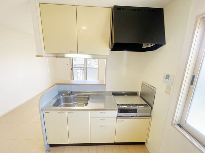 和歌山県和歌山市西庄(アパート)の賃貸物件のキッチン