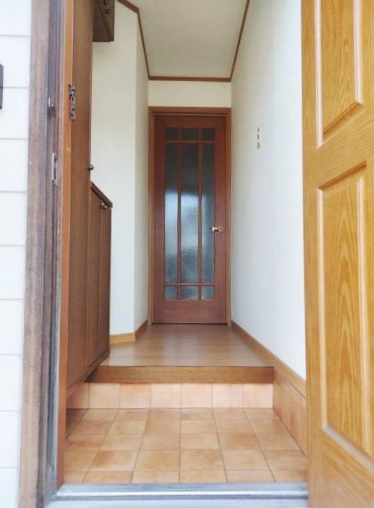 和歌山県和歌山市榎原(アパート)の賃貸物件の玄関