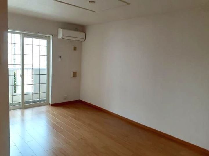 和歌山県和歌山市西浜3丁目(アパート)の賃貸物件の居間