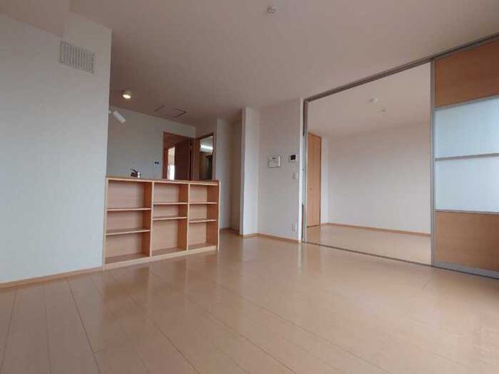 和歌山県和歌山市野崎(アパート)の賃貸物件の居間