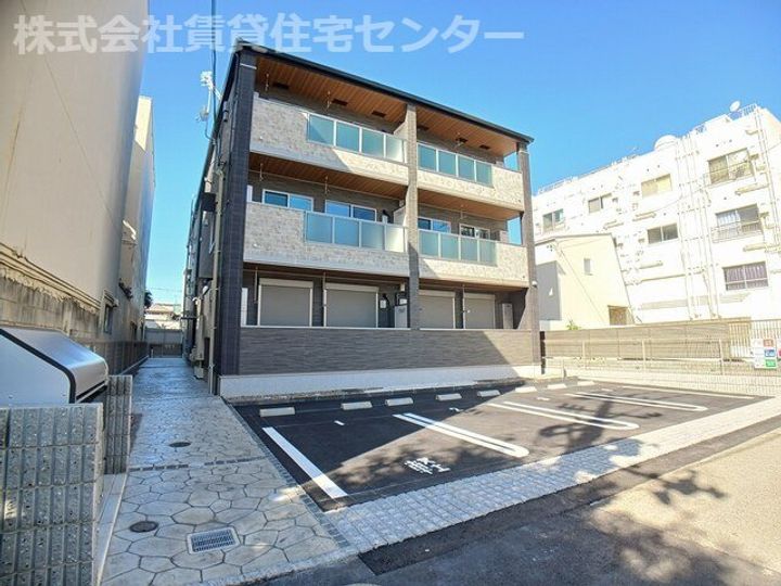 和歌山県和歌山市本町5丁目(アパート)の賃貸物件の外観