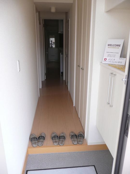 和歌山県和歌山市関戸4丁目(アパート)の賃貸物件の玄関