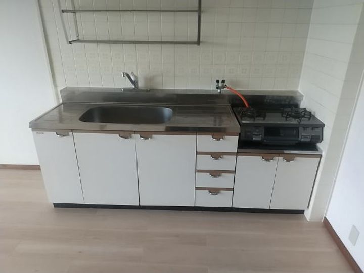 VIASACRA岩出のキッチン