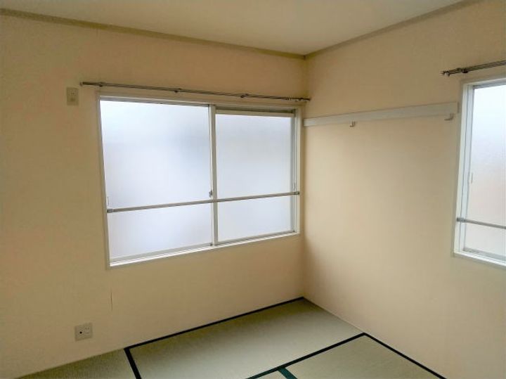 和歌山県和歌山市西庄(アパート)の賃貸物件の寝室