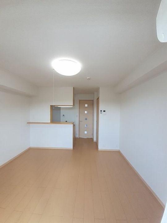 和歌山県和歌山市三葛(アパート)の賃貸物件の居間