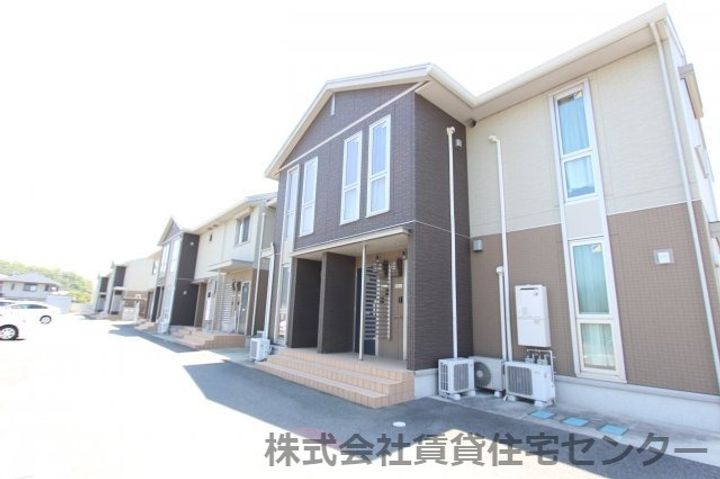 和歌山県和歌山市布引(アパート)の賃貸物件の外観