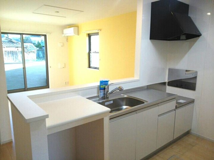 和歌山県和歌山市出島(アパート)の賃貸物件のキッチン