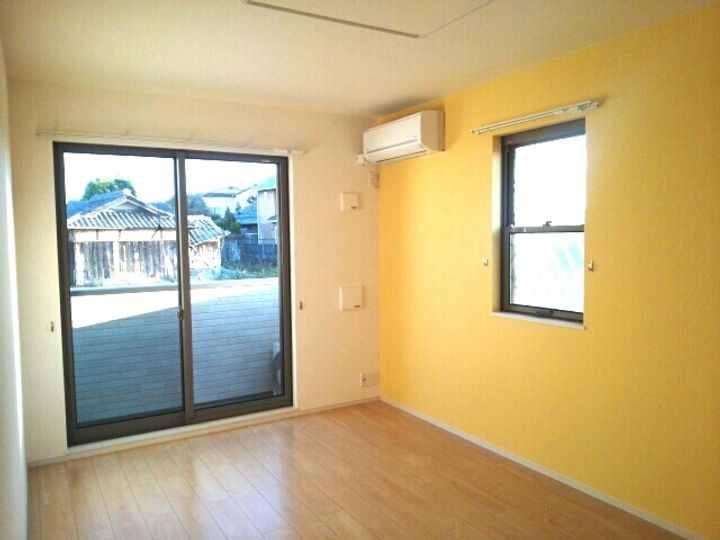 和歌山県和歌山市出島(アパート)の賃貸物件の居間