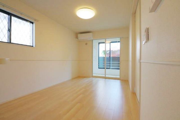 和歌山県岩出市中迫(アパート)の賃貸物件の居間