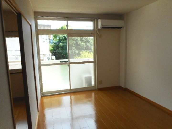 和歌山県和歌山市内原(アパート)の賃貸物件の居間