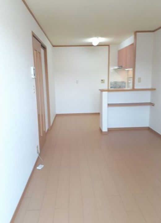 和歌山県有田郡有田川町大字水尻(アパート)の賃貸物件の居間