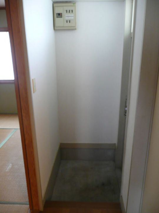 セジュール西浜の玄関