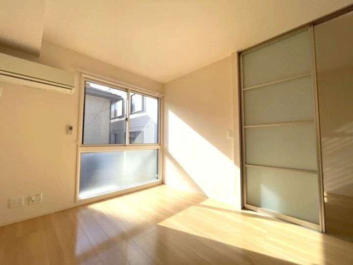 D-room SENZUの居間