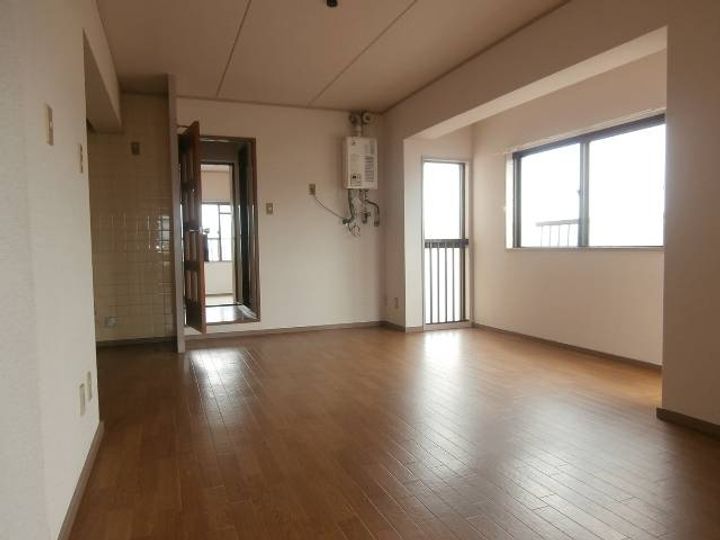 Solis 有家の居間