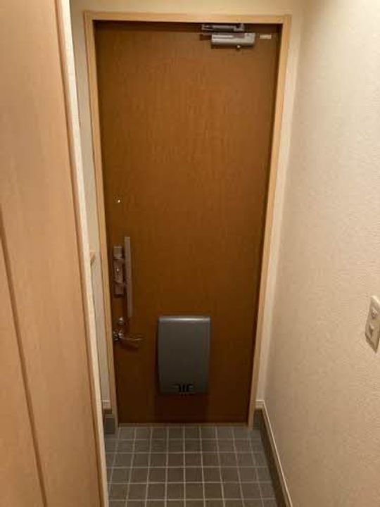 和歌山県和歌山市井辺(アパート)の賃貸物件の玄関