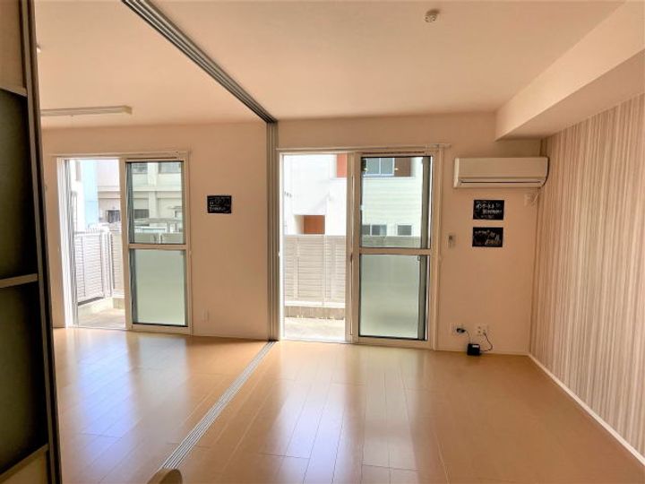 和歌山県和歌山市布引(アパート)の賃貸物件の居間