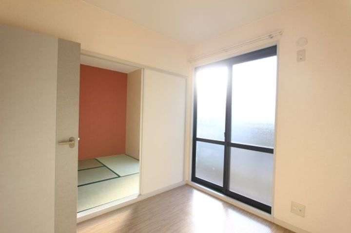 楠見中ディアスの内装