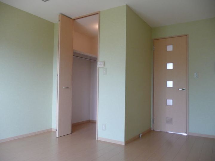 和歌山県和歌山市布引(アパート)の賃貸物件の居間