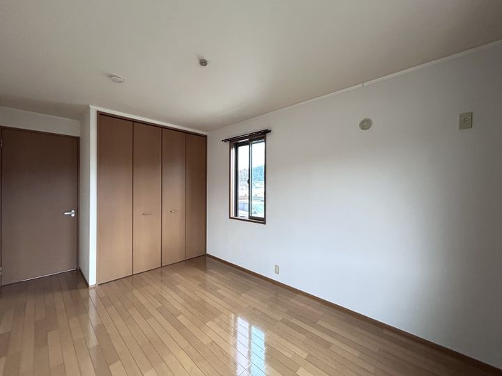 和歌山県和歌山市冬野(アパート)の賃貸物件の寝室