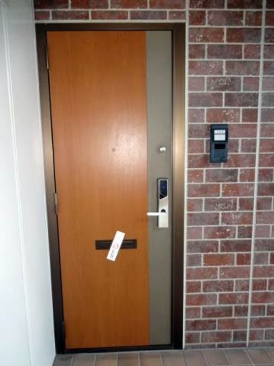 和歌山県和歌山市餌差町1丁目(アパート)の賃貸物件の玄関