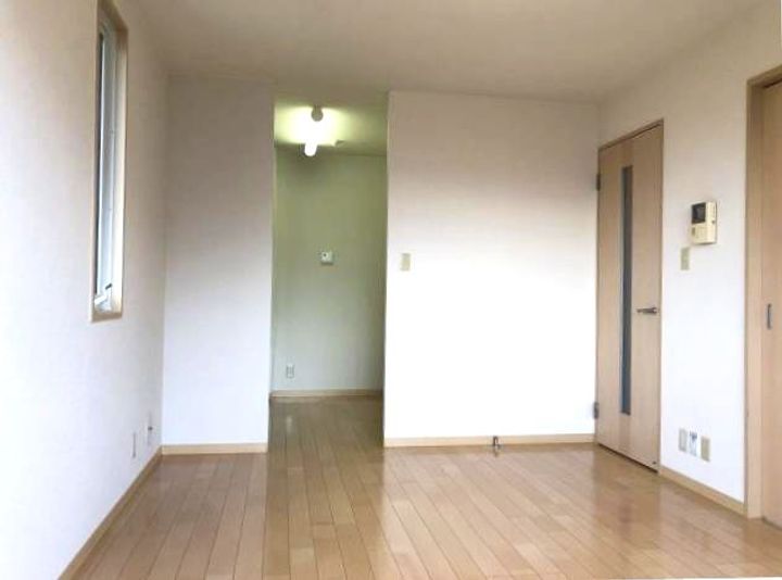 和歌山県和歌山市紀三井寺(アパート)の賃貸物件の居間