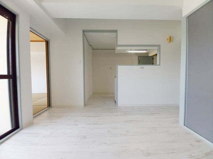 スクエアメゾン和歌山の居間