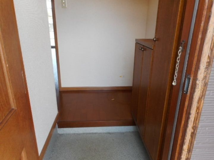 和歌山県橋本市御幸辻(アパート)の賃貸物件の玄関