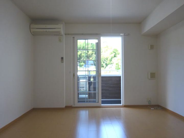 和歌山県和歌山市冬野(アパート)の賃貸物件の居間