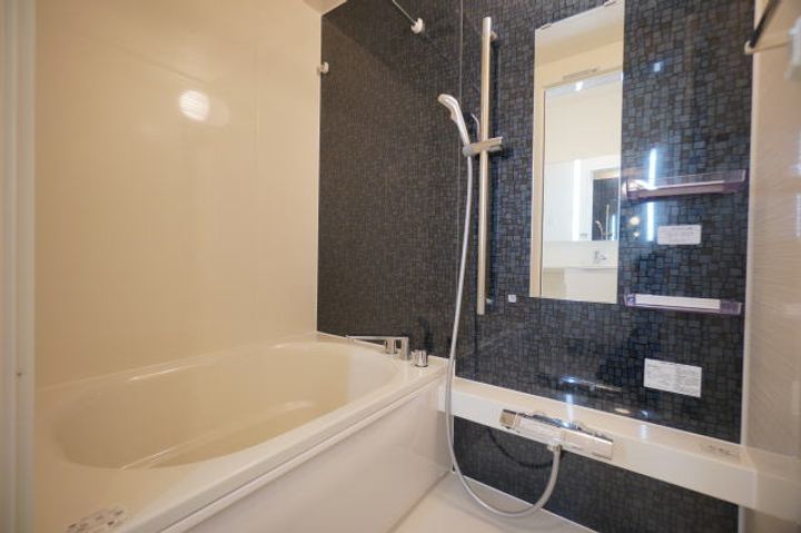 和歌山県和歌山市西小二里3丁目(アパート)の賃貸物件の風呂