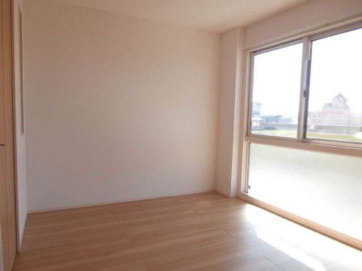 和歌山県岩出市中迫(アパート)の賃貸物件の寝室