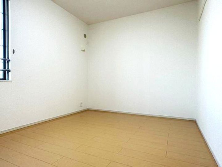 和歌山県岩出市水栖(アパート)の賃貸物件の寝室