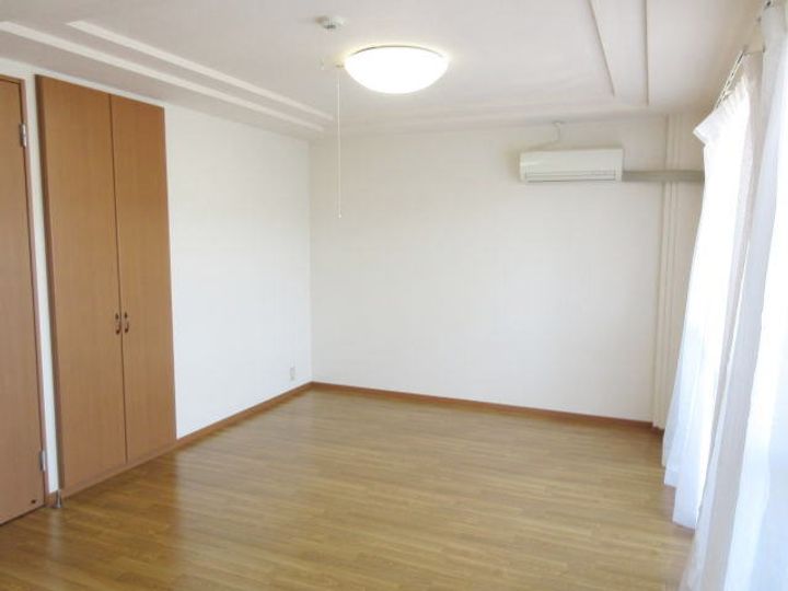 和歌山県和歌山市小倉(アパート)の賃貸物件の居間