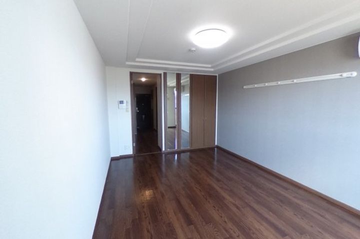 和歌山県和歌山市西仲間町2丁目(マンション)の賃貸物件の居間