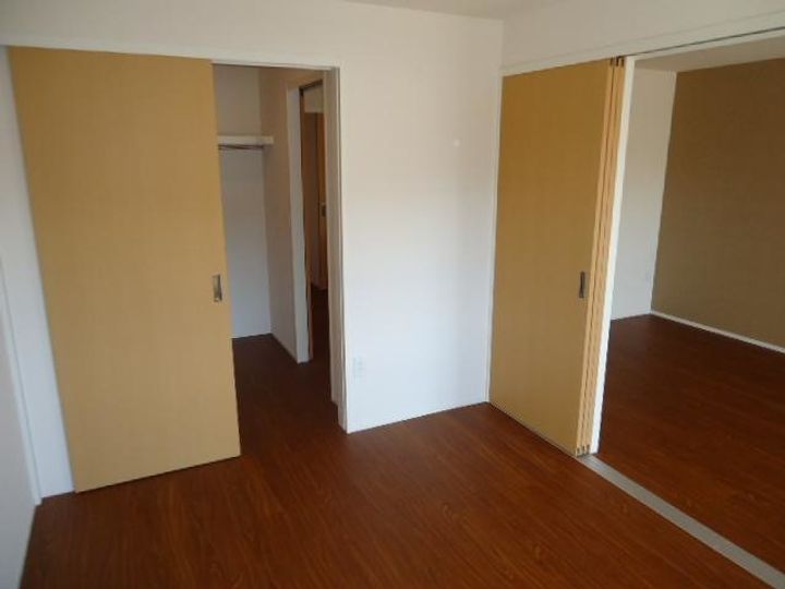 和歌山県岩出市高塚(マンション)の賃貸物件の寝室